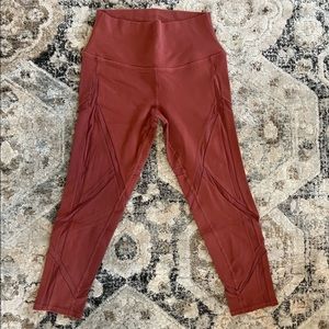 ALO crop leggings